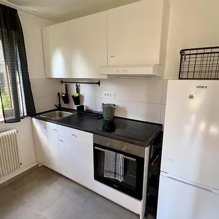 Apartamento Quiet Suburbs Large And Free Parking